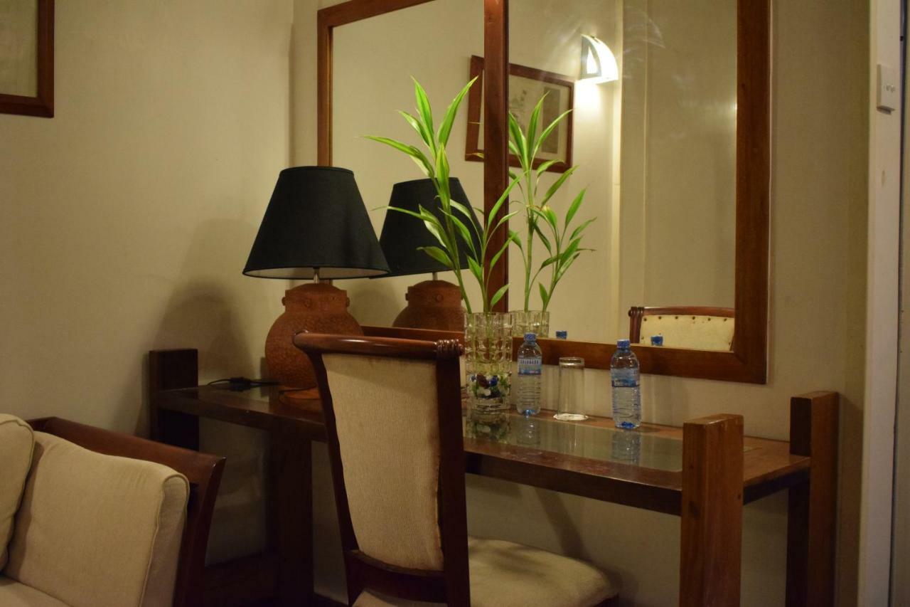 Plantation Hotel Helarambe Esterno foto